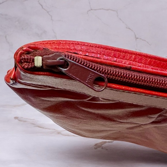 VINTAGE Purse Red Genuine Leather Crossbody / Shoulder 80s 90s Hobo Bold Spirit - Picture 14 of 14